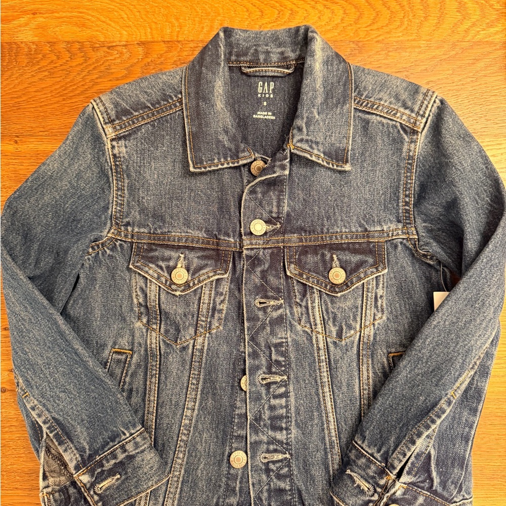 GAP unisex kids Small (6-7) Classic Blue Denim Jacket